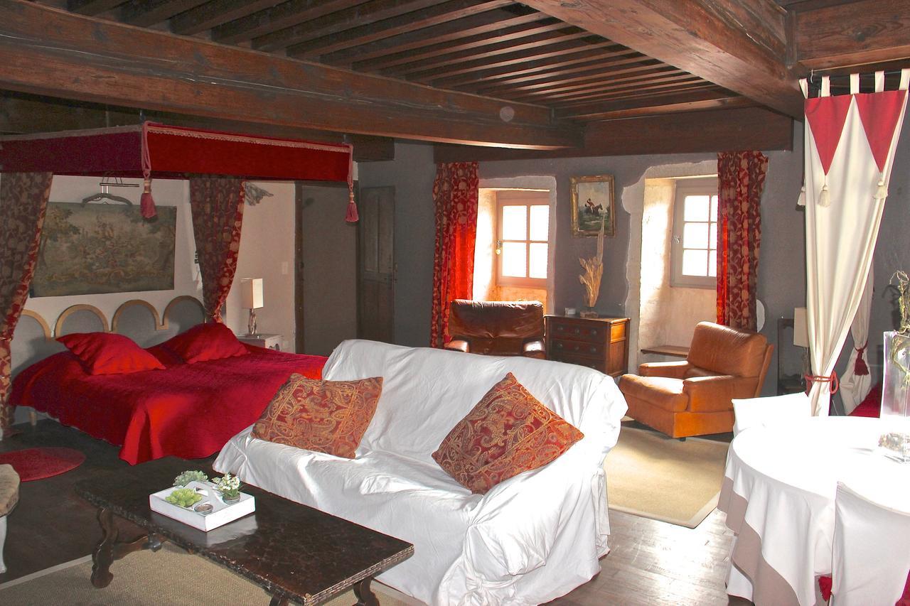 Gothique Cafe Hotel Baume-les-Messieurs Buitenkant foto